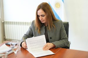 Convenio y equipamiento: el Gobierno Provincial refuerza la fiscalización pesquera en Piedra Buena