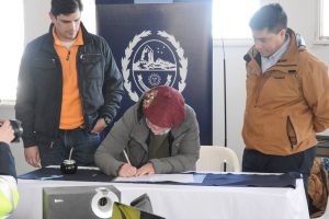 Claudio Vidal inauguró nuevas obras y anunció la construcción de cabañas para impulsar el Master Plan Cabo Vírgenes