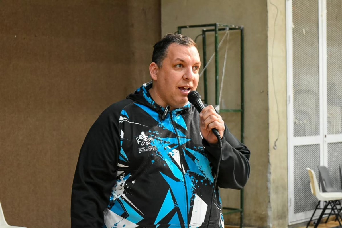 El futsal acelera el ritmo y va por la definición en la Zona Sur