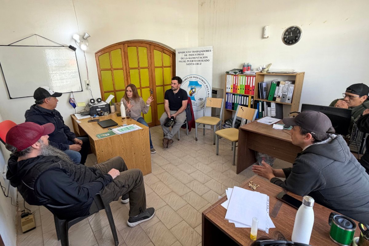 Destacan el marco positivo y de diálogo constructivo entre Provincia y sectores de trabajo con la merluza fresca