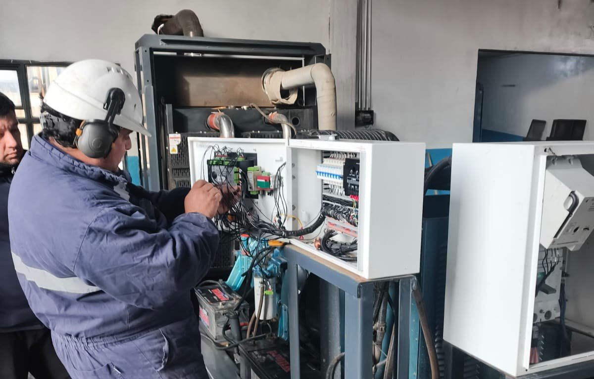 Obras estratégicas en Lago Posadas para fortalecer el servicio eléctrico