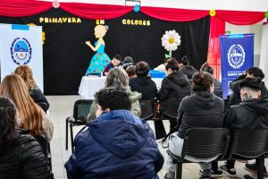 Tarjeta Social: Se realizó la entrega de los nuevos plásticos en Río Gallegos