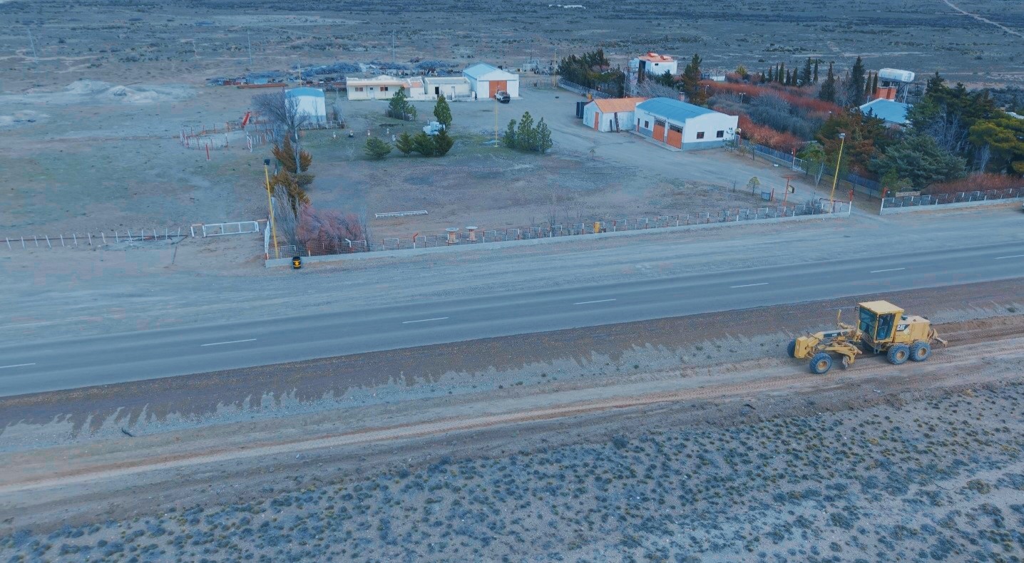 Vialidad realiza trabajos de conservación sobre la Ruta Provincial N° 43