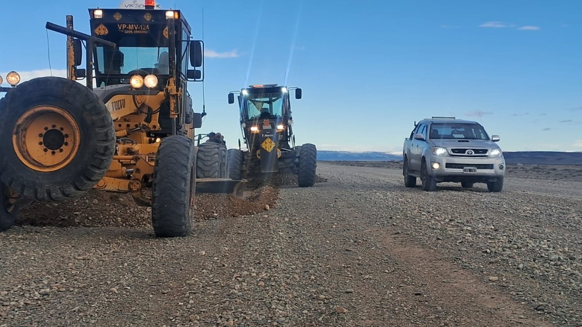 La provincia realiza tareas de mantenimiento y limpieza en rutas