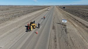 Vialidad: Trabajo de sellado de fisura sobre la Ruta Provincial N° 43
