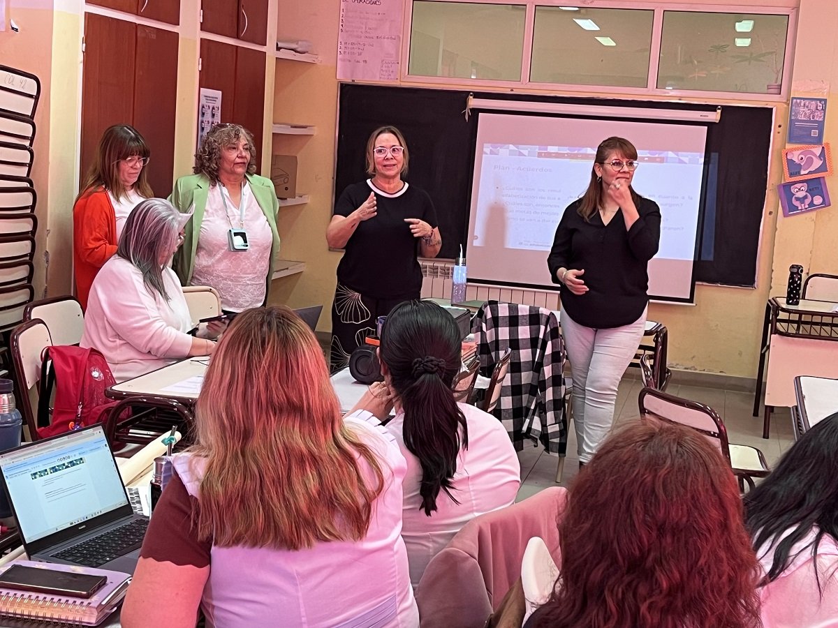 Se llevó adelante el 4° Encuentro de Directores - Escuelas Alfa en Red en Caleta Olivia