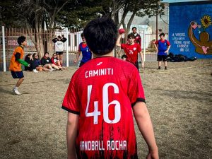 El Beach Handball ya está en marcha y la arena reúne a Santa Cruz