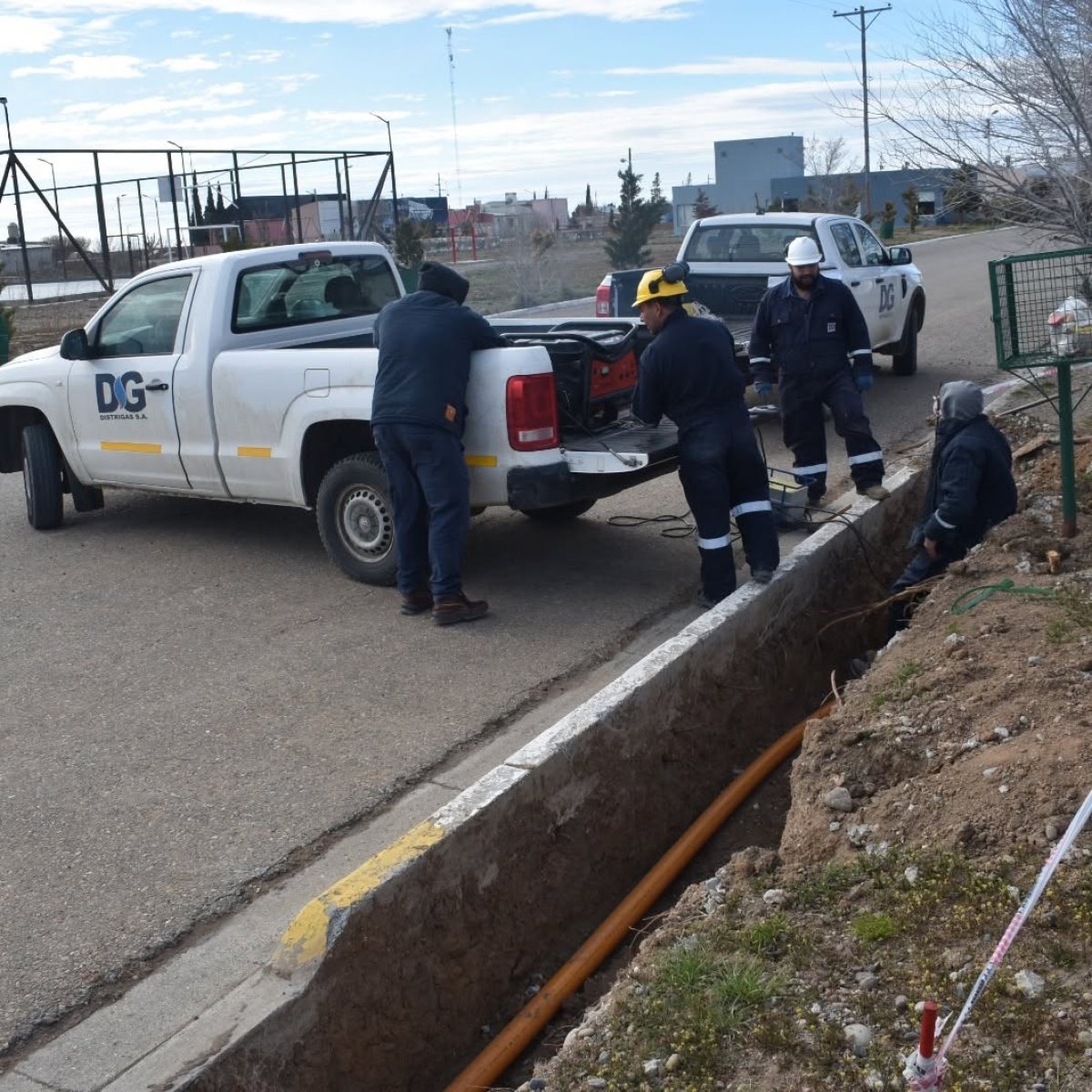 Equipos provinciales finalizaron una nueva obra para la red de gas en Jaramillo