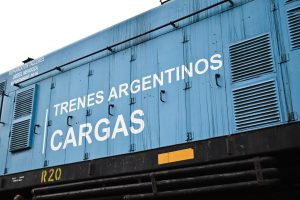 Avanza el proyecto de reactivación ferroviaria con la inminente llegada de la locomotora