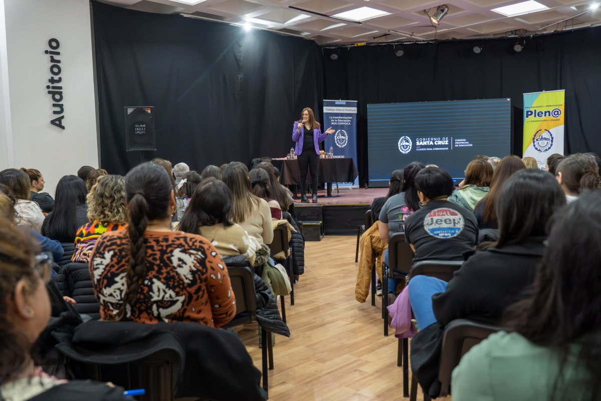 Finalizó la etapa de formación del Plan Provincial de Alfabetización Plen@ en la Zona Sur