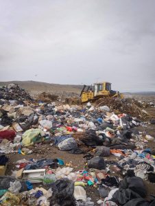 Se llevan adelante acciones de mejoramiento en el Vaciadero Municipal de Perito Moreno