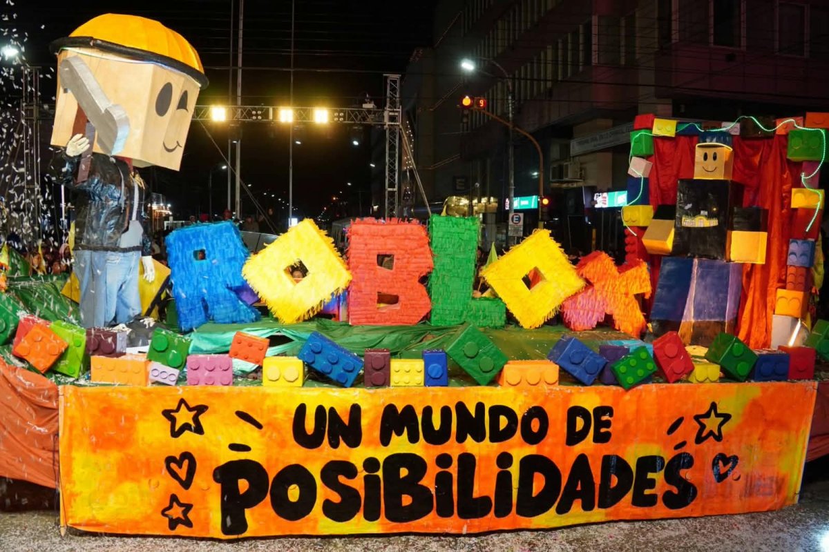 Instituciones educativas participaron de las carrozas de Río Gallegos