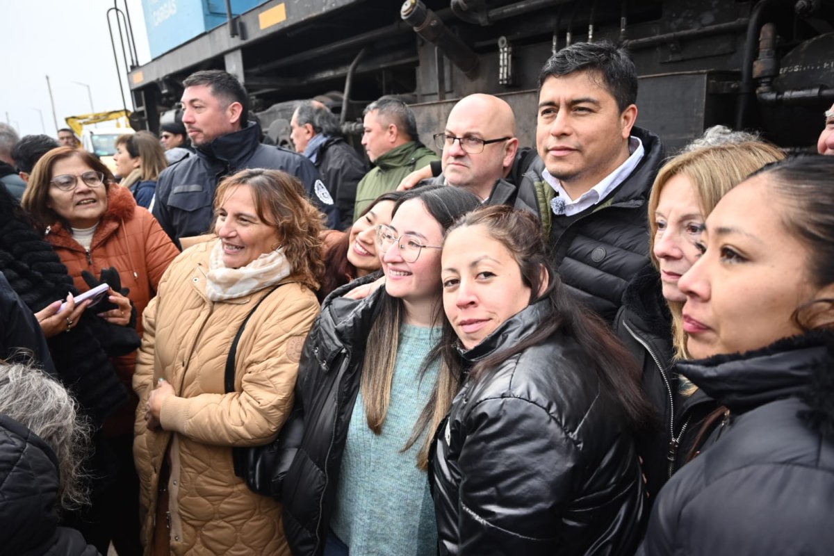 Claudio Vidal: “Hay que recuperar la cultura del trabajo, esforzarnos, trabajar y producir, es la única manera que tiene Santa Cruz de poder salir adelante»
