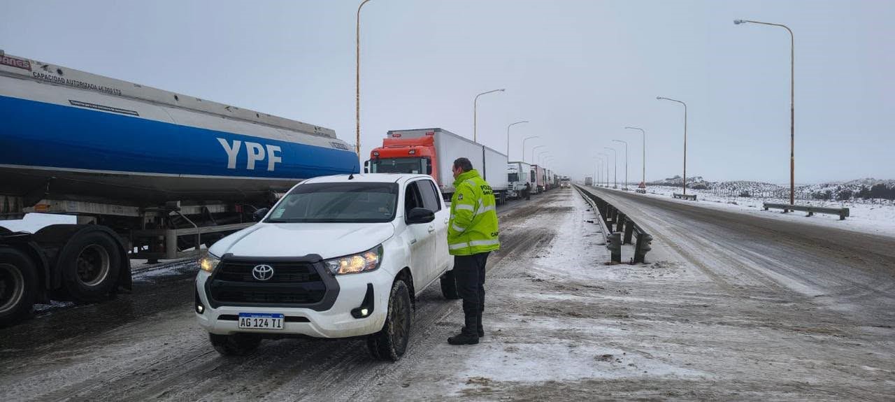 Policía Caminera de Santa Cruz presentó los resultados del Plan Invernal 2026