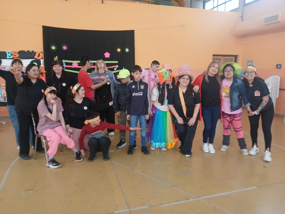 La Escuela Especial N° 13 celebró el Día del Estudiante junto al Colegio San José Obrero