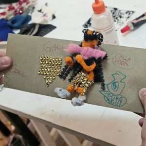 El CPE llevó adelante el Taller de Libro de Artista Textil en el MAEM