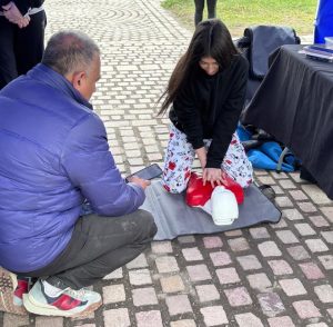 El Gobierno de Santa Cruz capacitó a cientos de vecinos en RCP y Primeros Auxilios