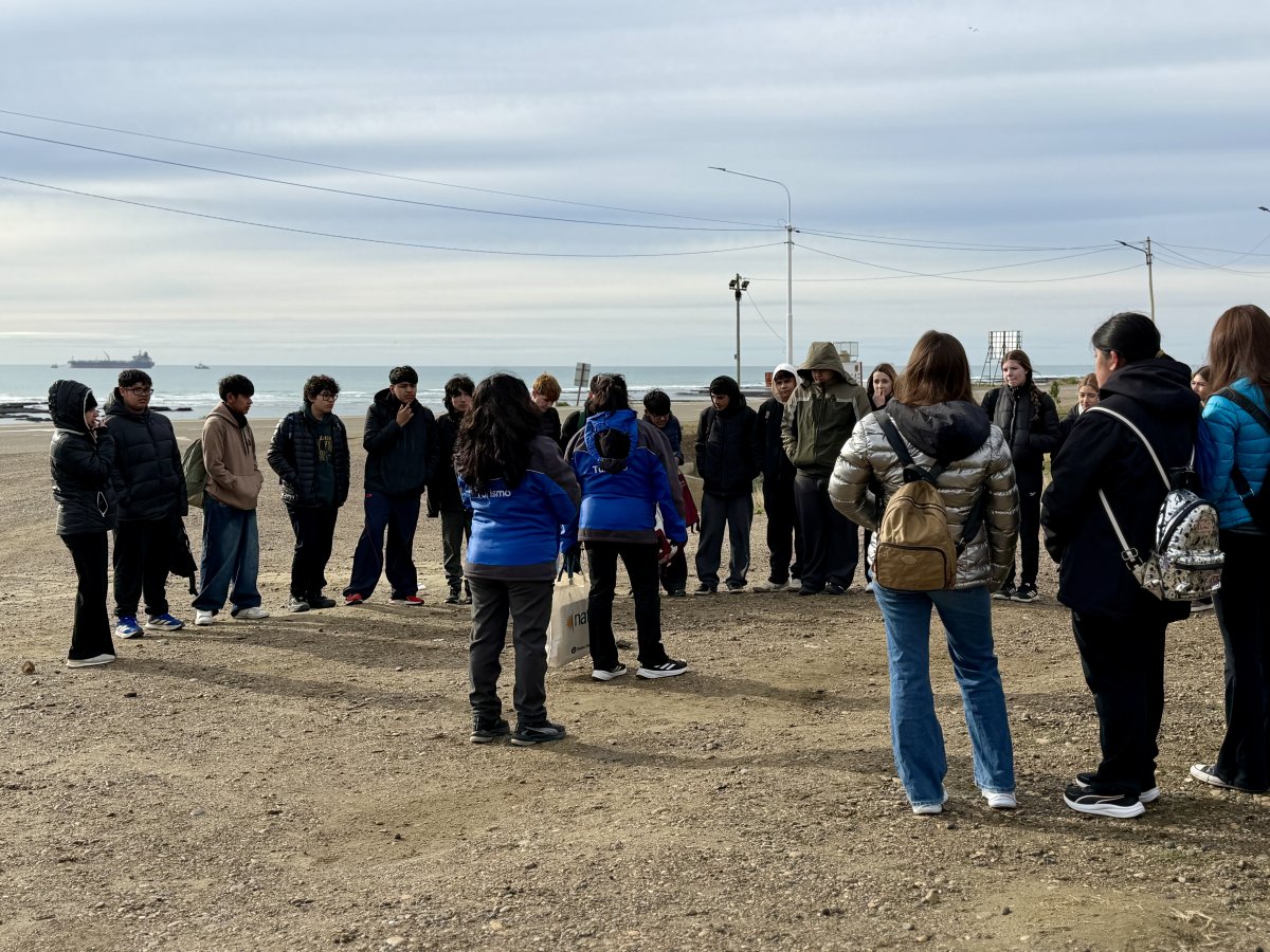 Impulsan salidas pedagógicas de la Escuela Industrial N° 1 de Caleta Olivia