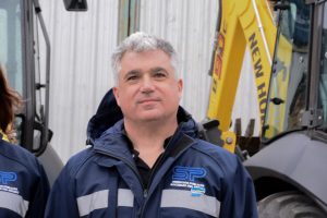 Cortijo: “Tener propia maquinaria nos permite agilizar el servicio y bajar mucho los costos”