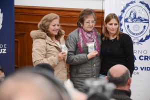 El Gobierno refuerza la producción familiar con 10.000 kits de semillas y nuevas experiencias de hidroponía