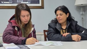 Continúa la entrega de nuevos plásticos de la Tarjeta Social en zona norte