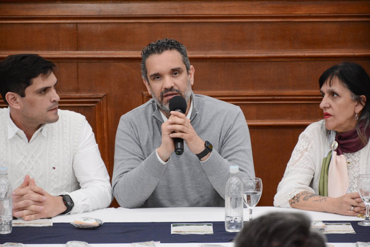 Georgion: “No somos relatos, somos acciones concretas”