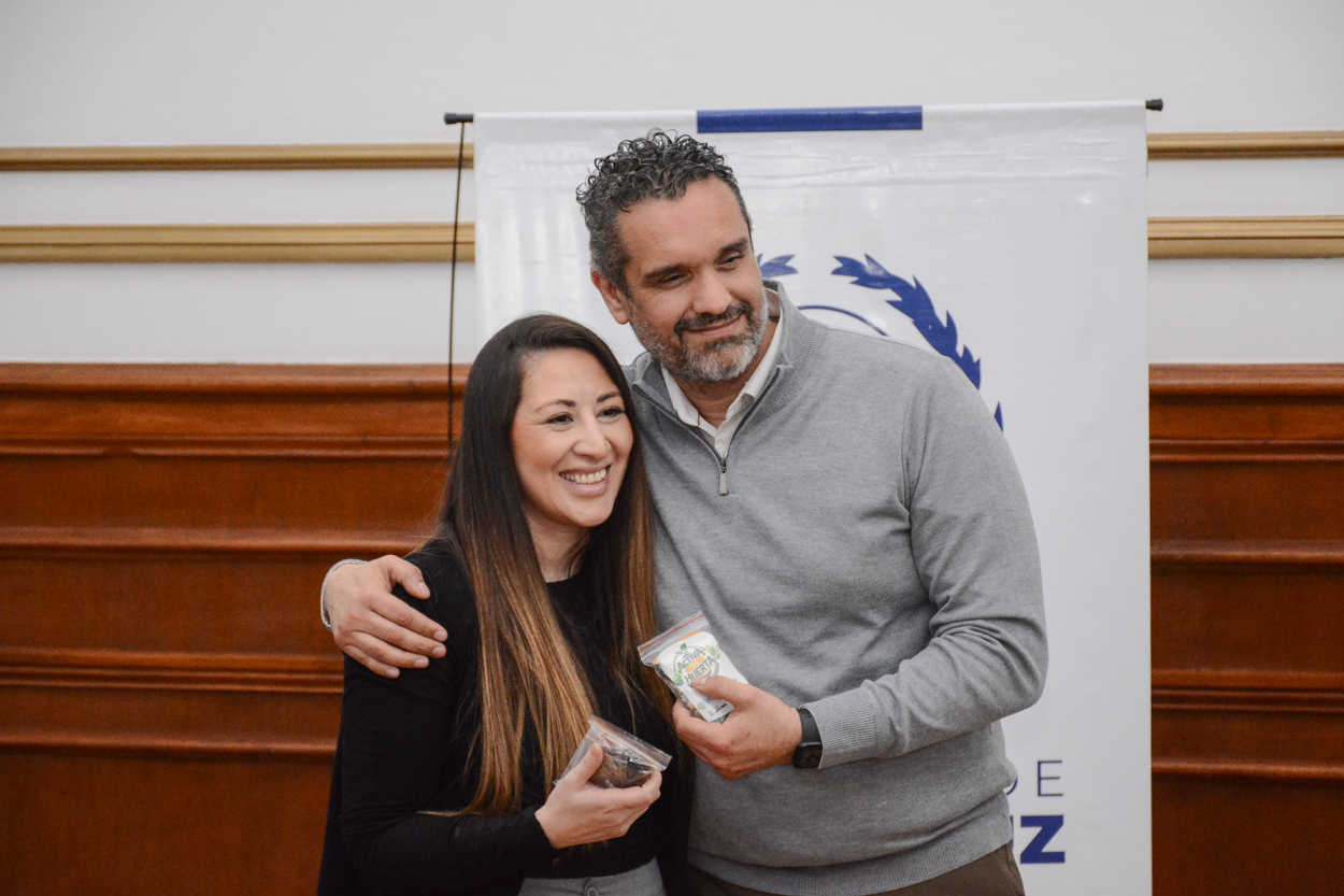 Georgion: “No somos relatos, somos acciones concretas”