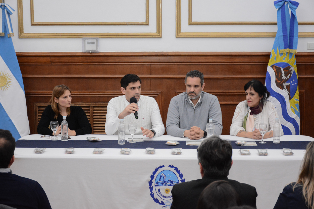 Garay destacó la importancia recuperar la huerta familiar y acompañar la economía de los hogares
