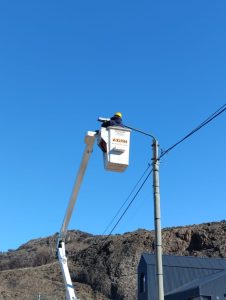 Servicios Públicos avanza con obras de alumbrado público 