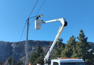 Servicios Públicos avanza con obras de alumbrado público 