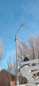 Servicios Públicos avanza con obras de alumbrado público 