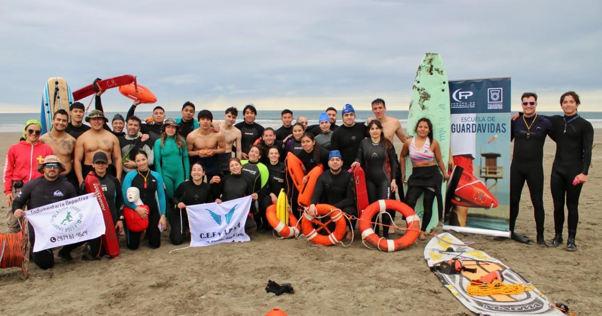 Exitosa jornada interinstitucional de salvamento acuático en Rada Tilly
