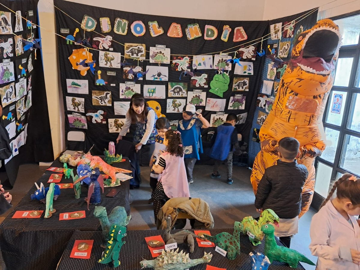 Pequeños Científicos: celebraron una exitosa jornada de indagación e intercambio pedagógico