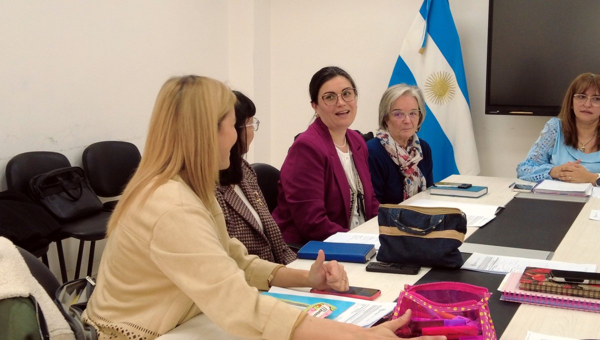 Salud y Educación coordinan la implementación de la nueva Ficha de Salud Escolar para el ciclo 2027