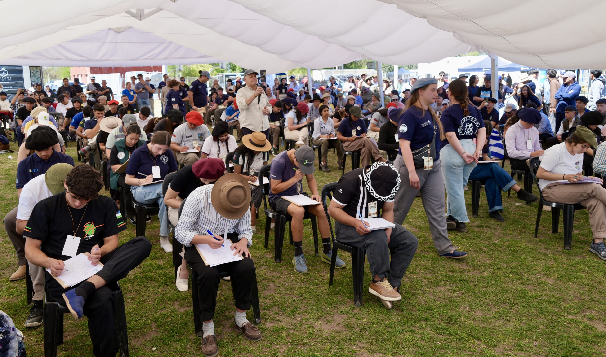 Estudiantes de Gobernador Gregores representan a Santa Cruz en las Ovinpiadas Argentinas