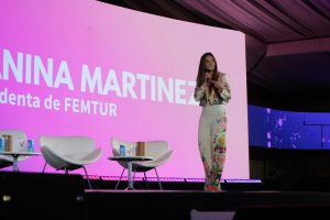 Ricci participó del FEMTUR y expuso sobre el turismo como eje de la diversificación productiva de Santa Cruz