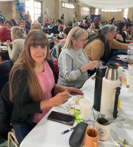 Más de 300 jubilados participaron del Mate Bingo de la CPS