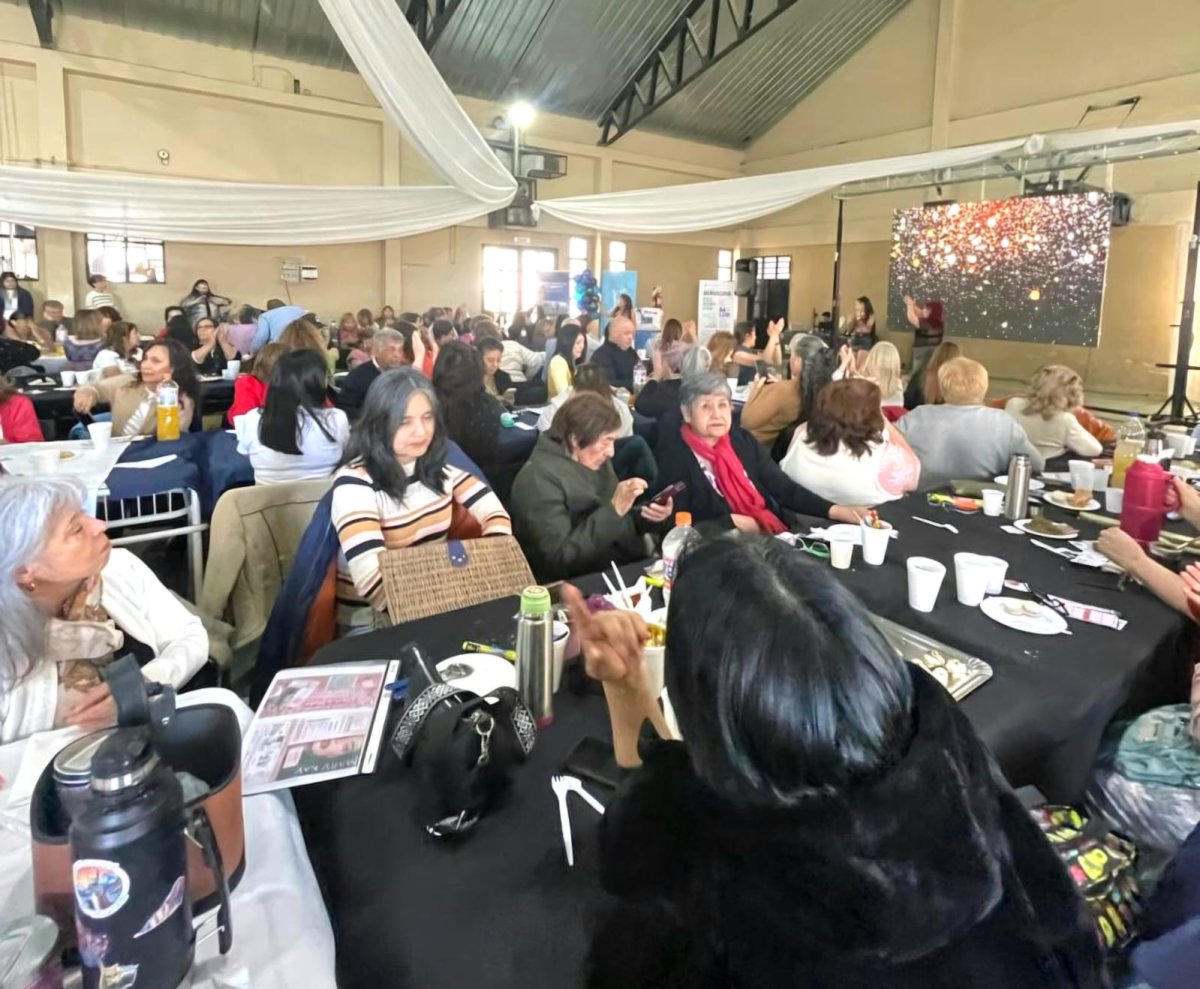 Más de 300 jubilados participaron del Mate Bingo de la CPS