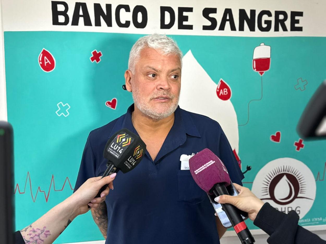 Javier Gómez, jefe del Plantel Técnico del Banco de Sangre del HRRG.
