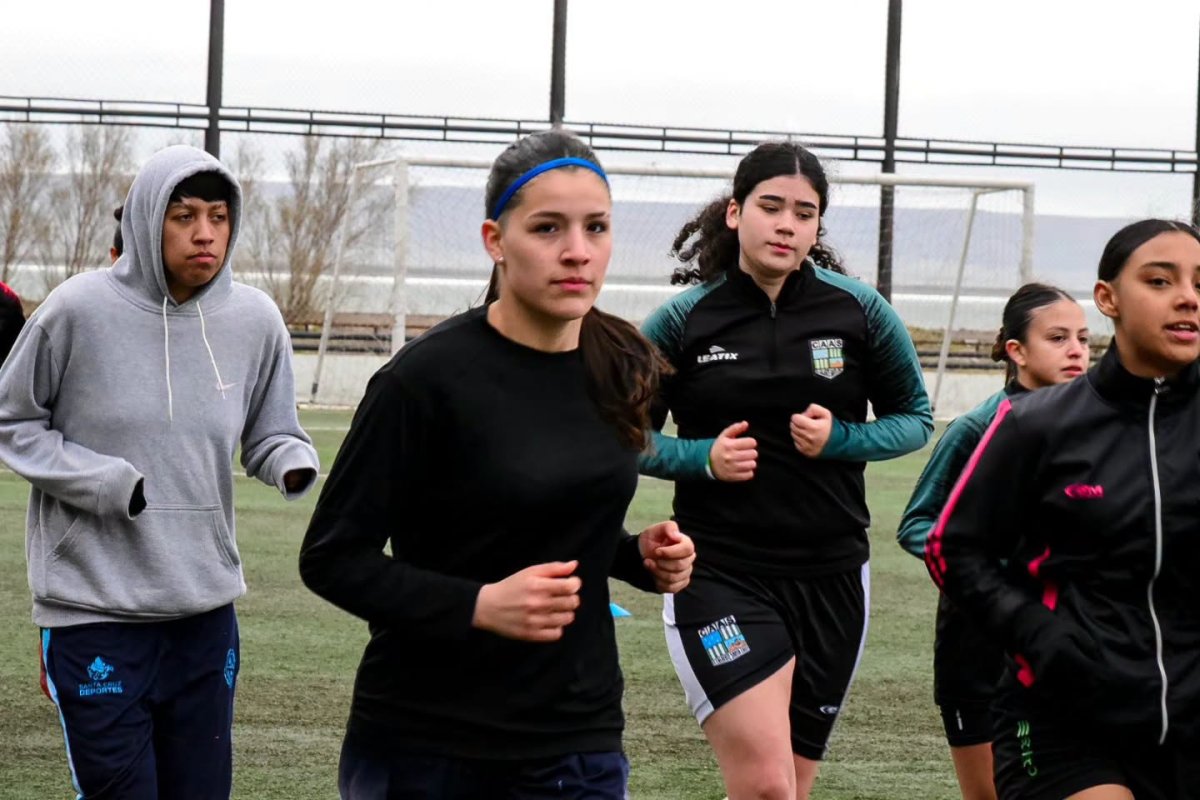 Santa Cruz ya tiene su selección de fútbol femenino para los Juegos de la Araucanía