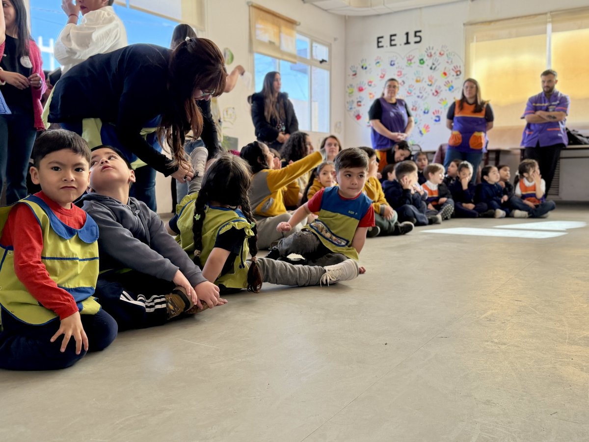 La Escuela Especial N° 15 de Caleta Olivia celebró la Maratón Nacional de Lectura