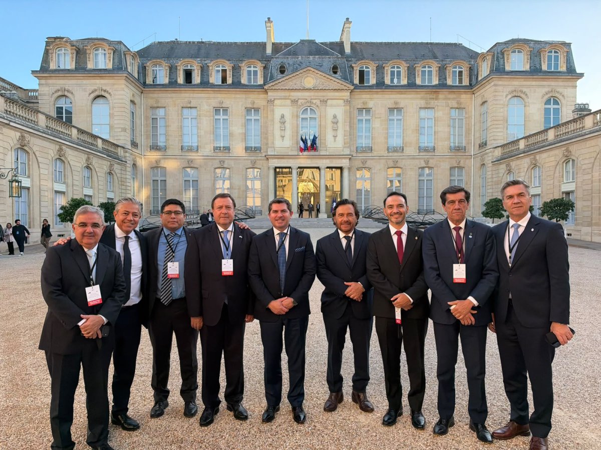 Vidal participó del encuentro con Macron y ratifico la necesidad de abrir nuevos mercados para Santa Cruz
