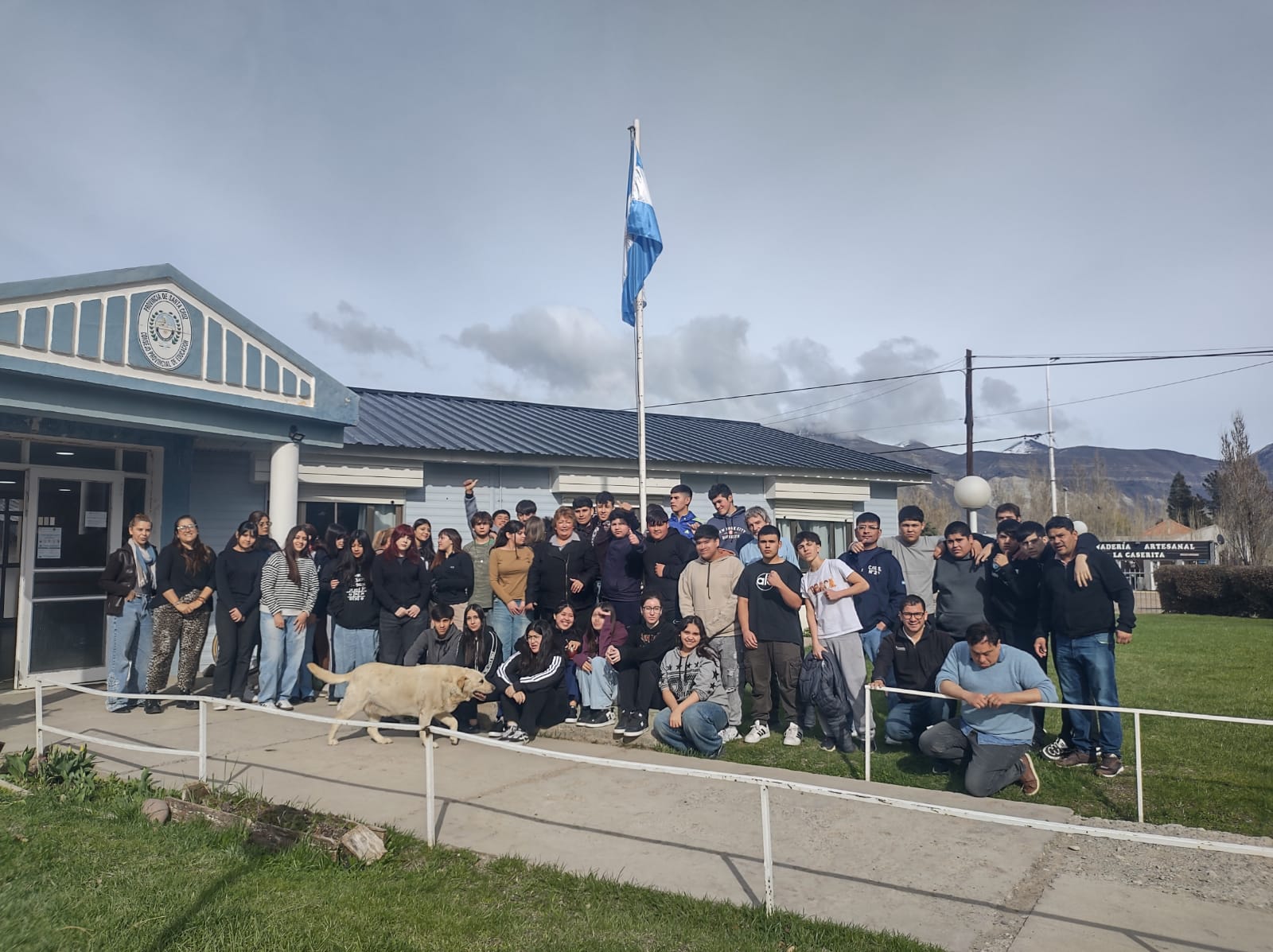 Fortalecen las trayectorias educativas en Lago Posadas