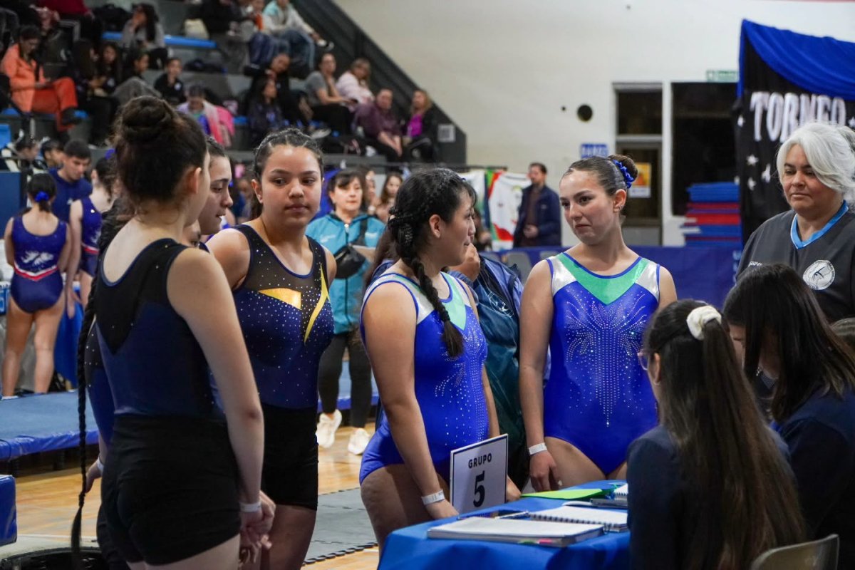 Santa Cruz es sede de un encuentro regional que reúne a 200 gimnastas