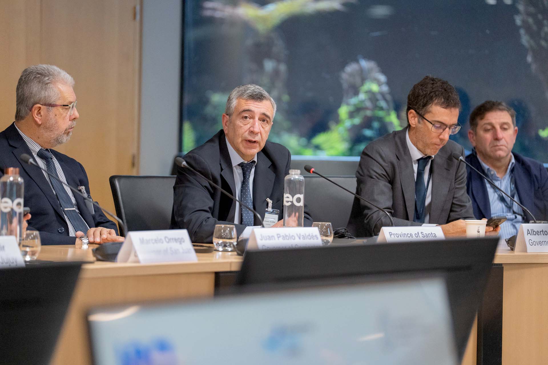 La Provincia presentó en París el potencial de Palermo Aike y sus recursos minerales estratégicos