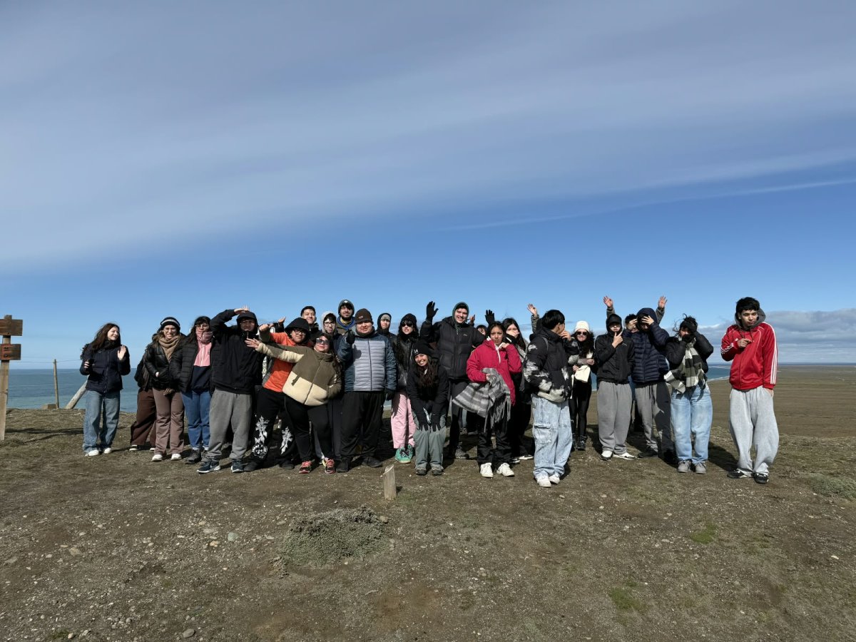 Estudiantes del Domingo Savio vivieron una jornada educativa en Cabo Vírgenes