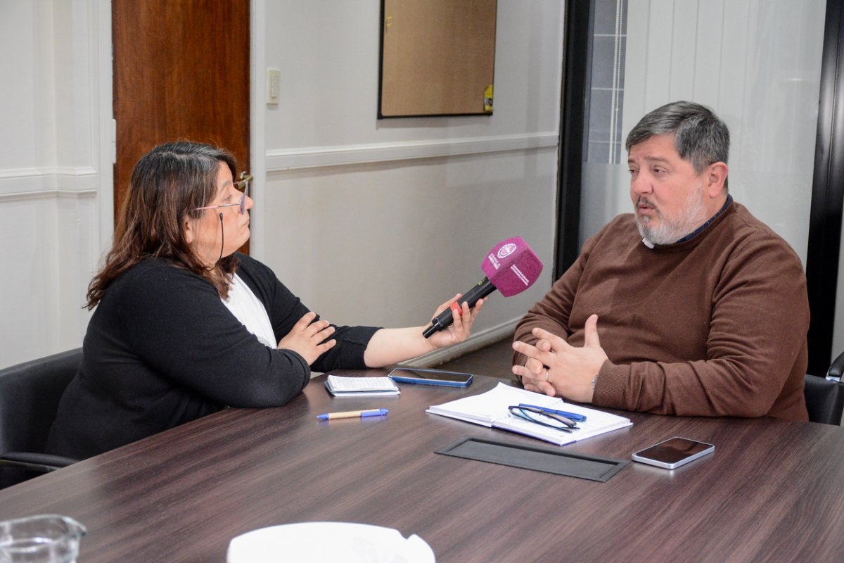 Santa Cruz pone en marcha un sistema para agilizar reclamos y dar respuestas a las escuelas