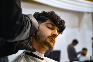 La tercera edición del Seminario de Barbería convocó a jóvenes en una jornada de competencia y formación