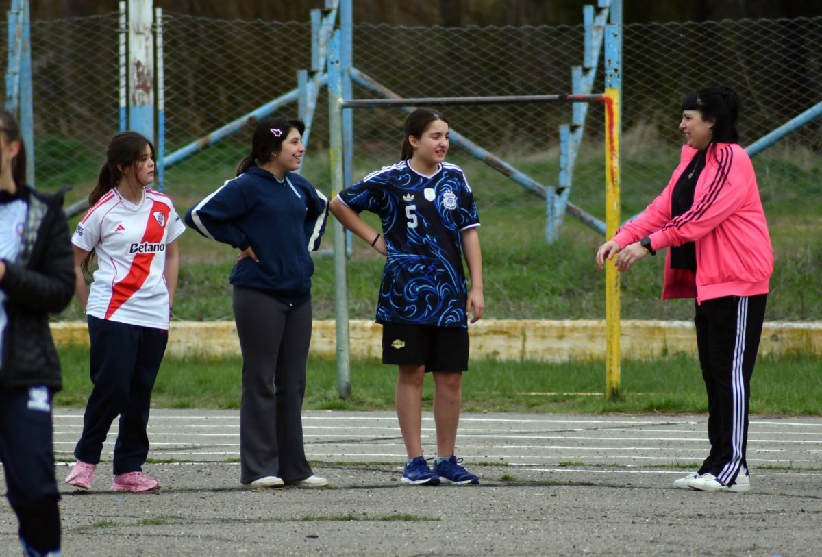 El atletismo Sub-15 femenino santacruceño ya tiene sus representantes para Mar del Plata
