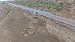 Avanzan los trabajos clave para reparar el socavón en la Ruta Nacional N.º 3